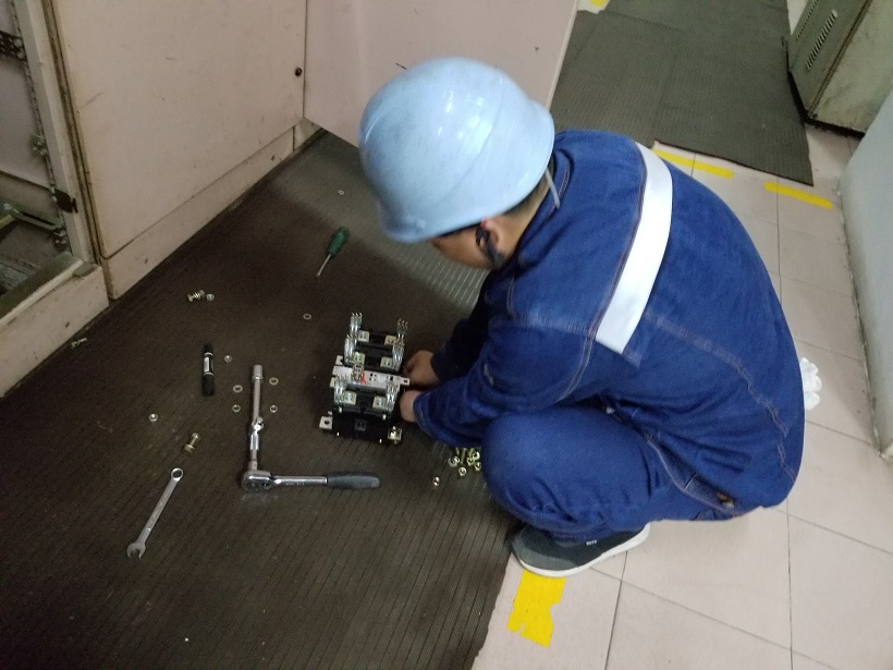 廣州配電室驗(yàn)收供電局，廣州地下配電室檢修單位服務(wù)管道工程配電室案例