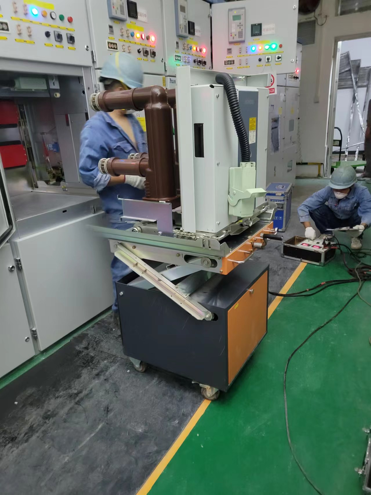 安裝機(jī)電設(shè)備，廣州市花都誠信地鐵機(jī)電設(shè)備安裝工程張羅方案分享