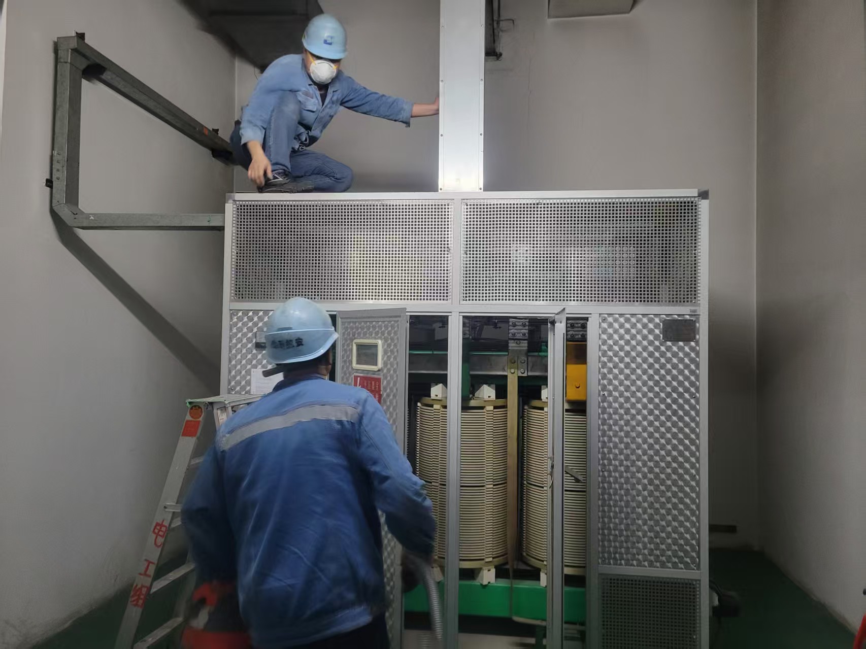 {gallery: 'gal1', smallimage: '/upload/image/202504/67ee58baafcf5.jpg',largeimage: '/upload/image/202504/67ee58baafcf5.jpg'}